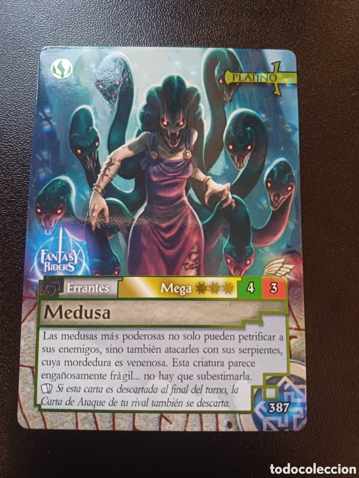 Trading Cards: #387 MEDUSA MEGA PLATINO PANINI FANTASY RIDERS LA INVASION DE LOS GIGANTES 2019