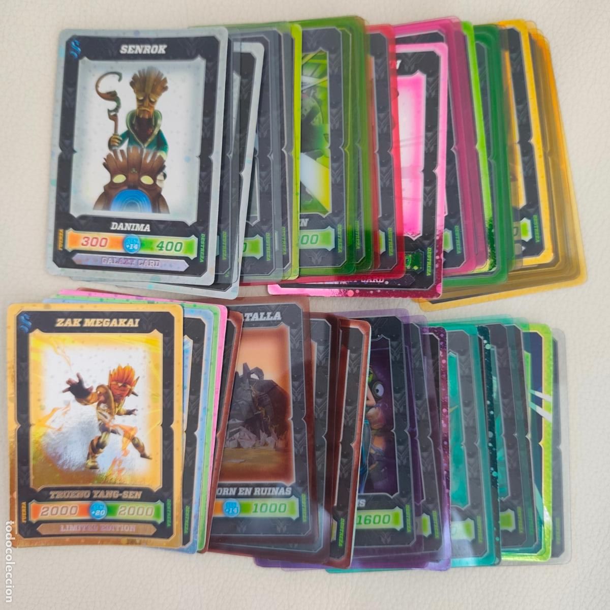 Trading Cards: Desaf&iacute;o champions black edition 2016 71 cards