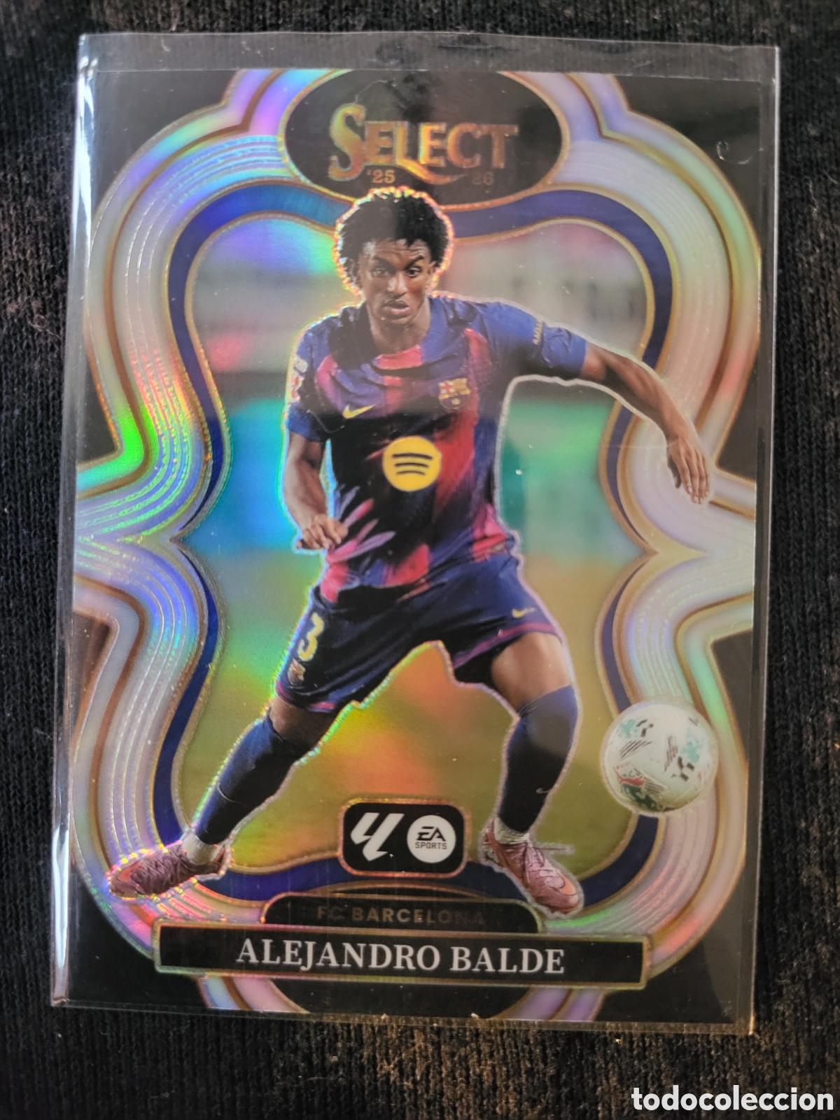 Trading Cards: 105 Alejandro Balde [Mezzanine] / Panini Select La Liga 2025