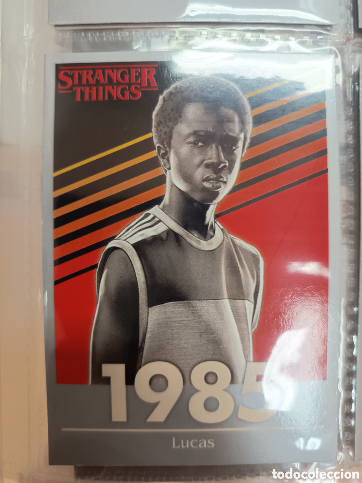 Trading Cards: STRANGER THINGS THIS IS OUR STORY SILVER PLATA 126
