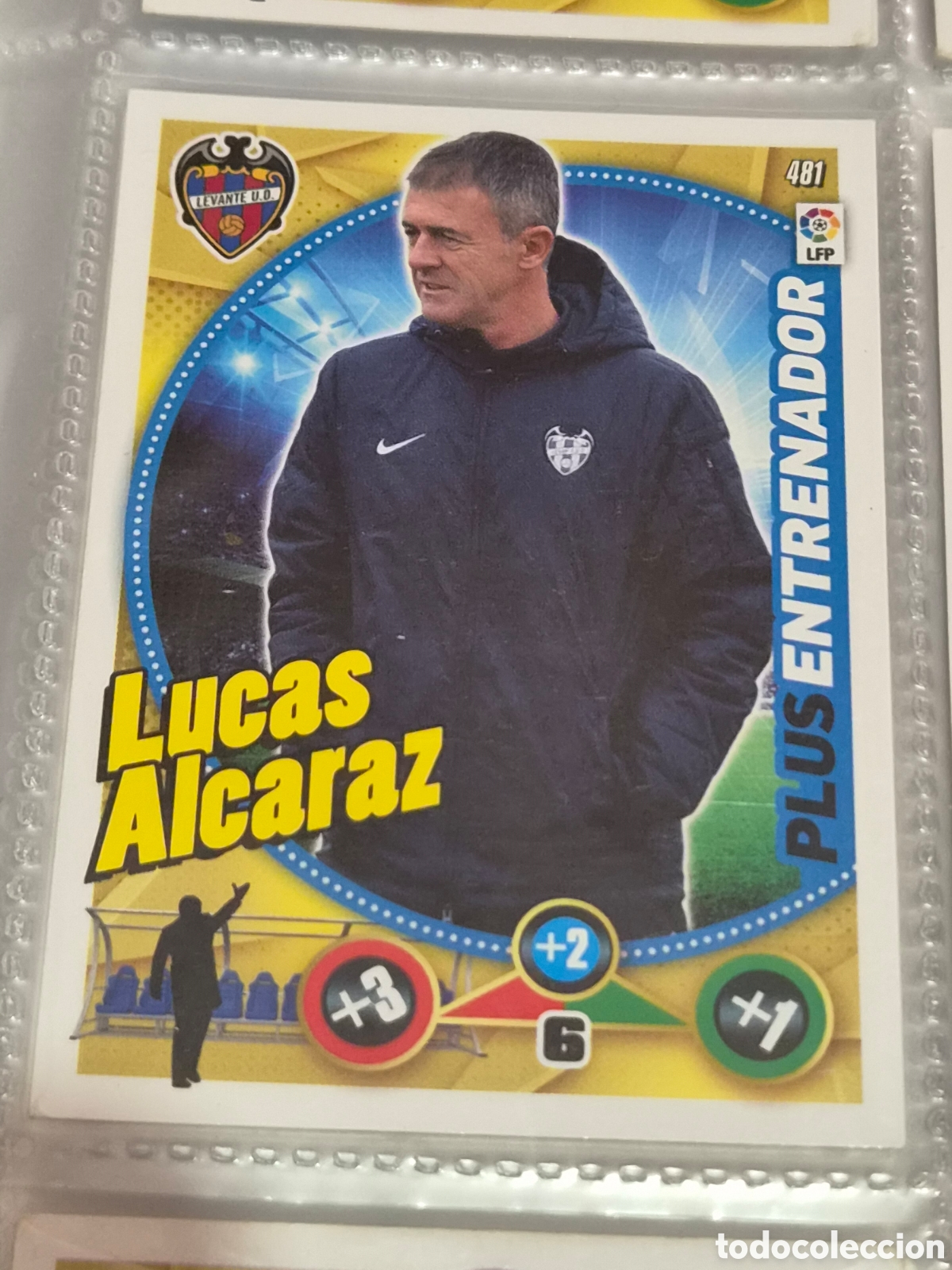 Trading Cards: 481 - LUCAS ALCARAZ, LEVANTE ENTRENADOR ADRENALYN 2014-2015