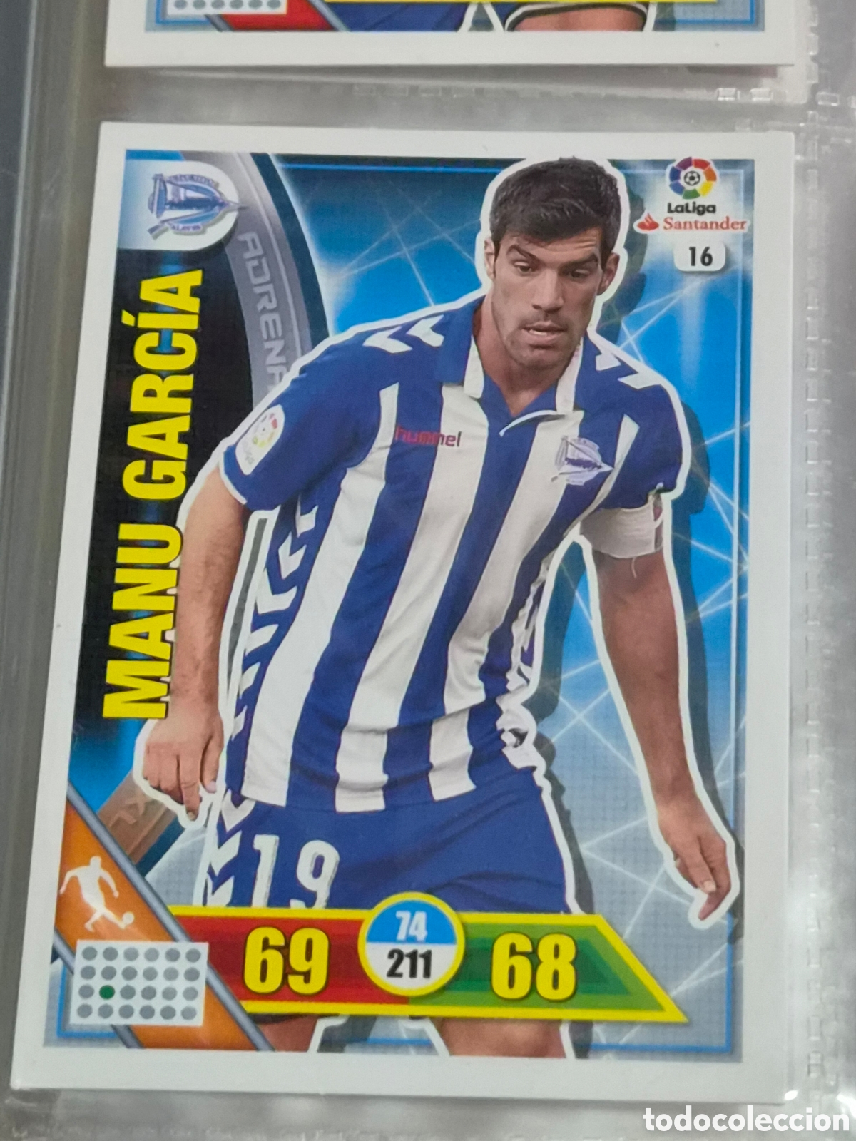 Trading Cards: 16 - MANU GARC&Iacute;A, ALAVES ADRENALYN 2016 2017