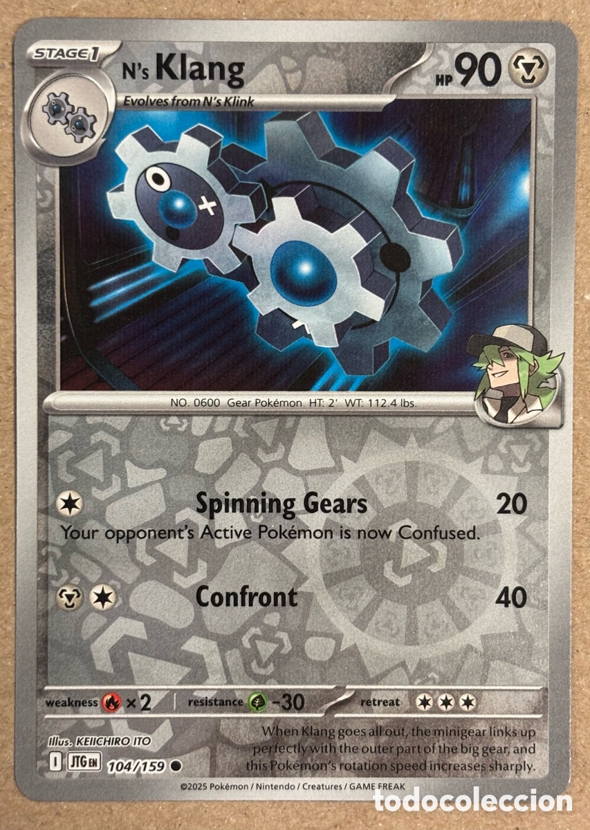 Trading Cards: N&rsquo;s KLANG. CARTA POK&Eacute;MON REVERSE HOLO #104/159. SCARLET & VIOLET: JOURNEY TOGETHER (JTGen).