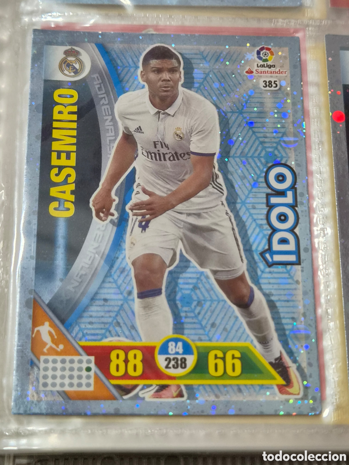 Trading Cards: 385 - CASEMIRO, REAL MADRID IDOLO ADRENALYN 2016 2017
