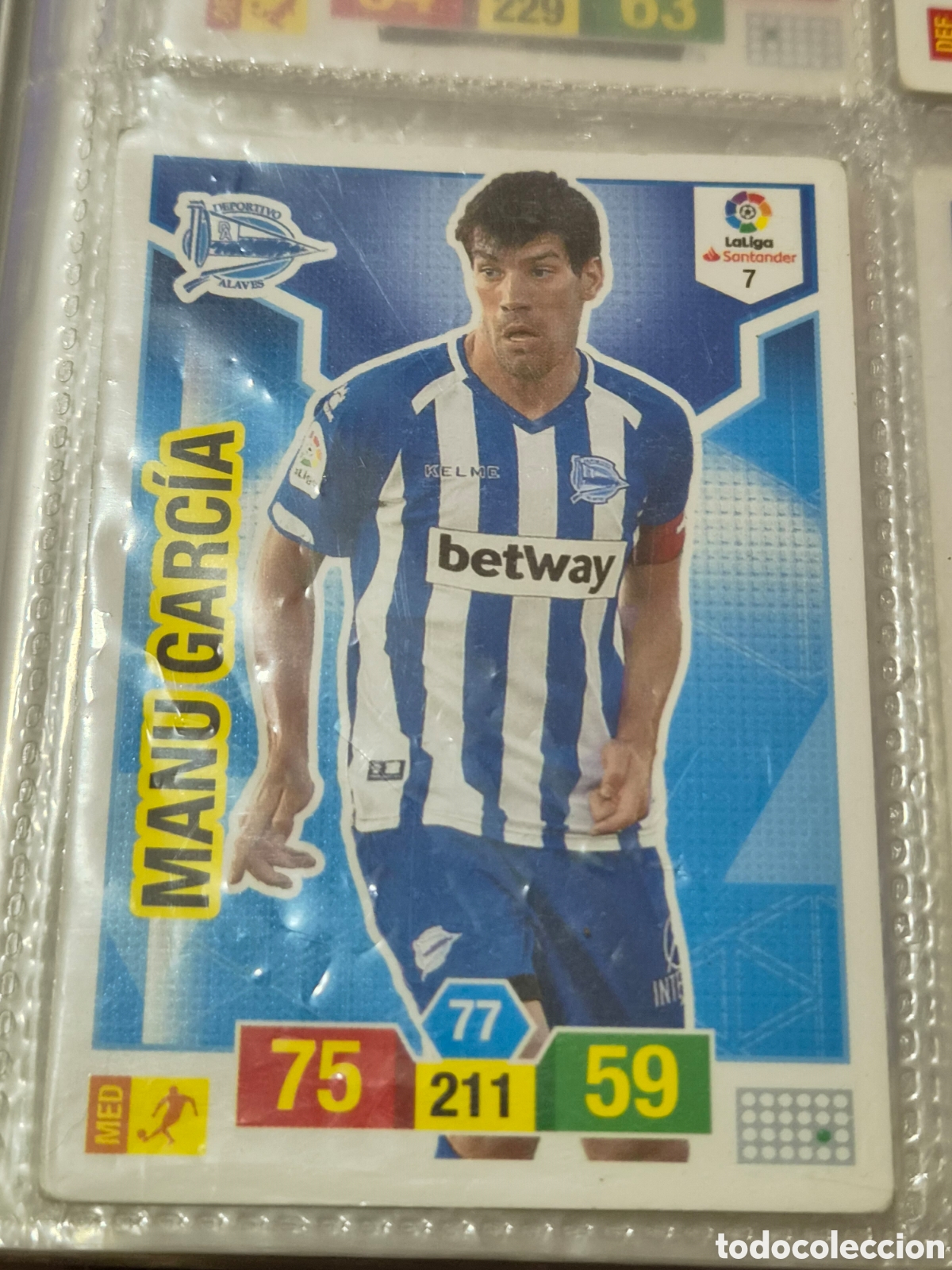 Trading cards: 7 - MANU GARC&Iacute;A, ALAVES ADRENALYN 2018-2019