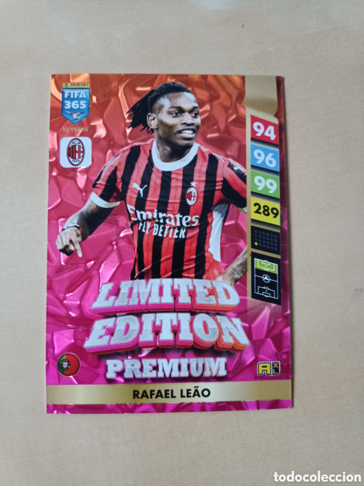 Trading cards: RAFAEL LEAO MILAN LIMITED EDITION PREMIUM FIFA 365 2025 PANINI EDICI&Oacute;N LIMITADA