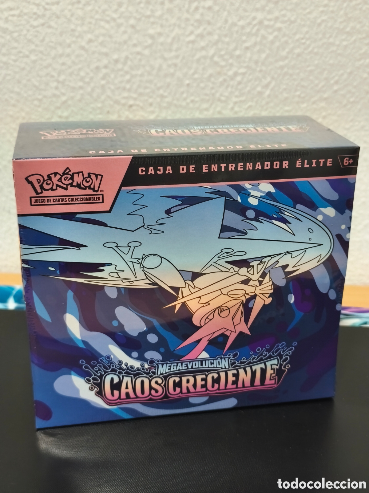 Trading cards: Caja ETB caos creciente Pok&eacute;mon tcg