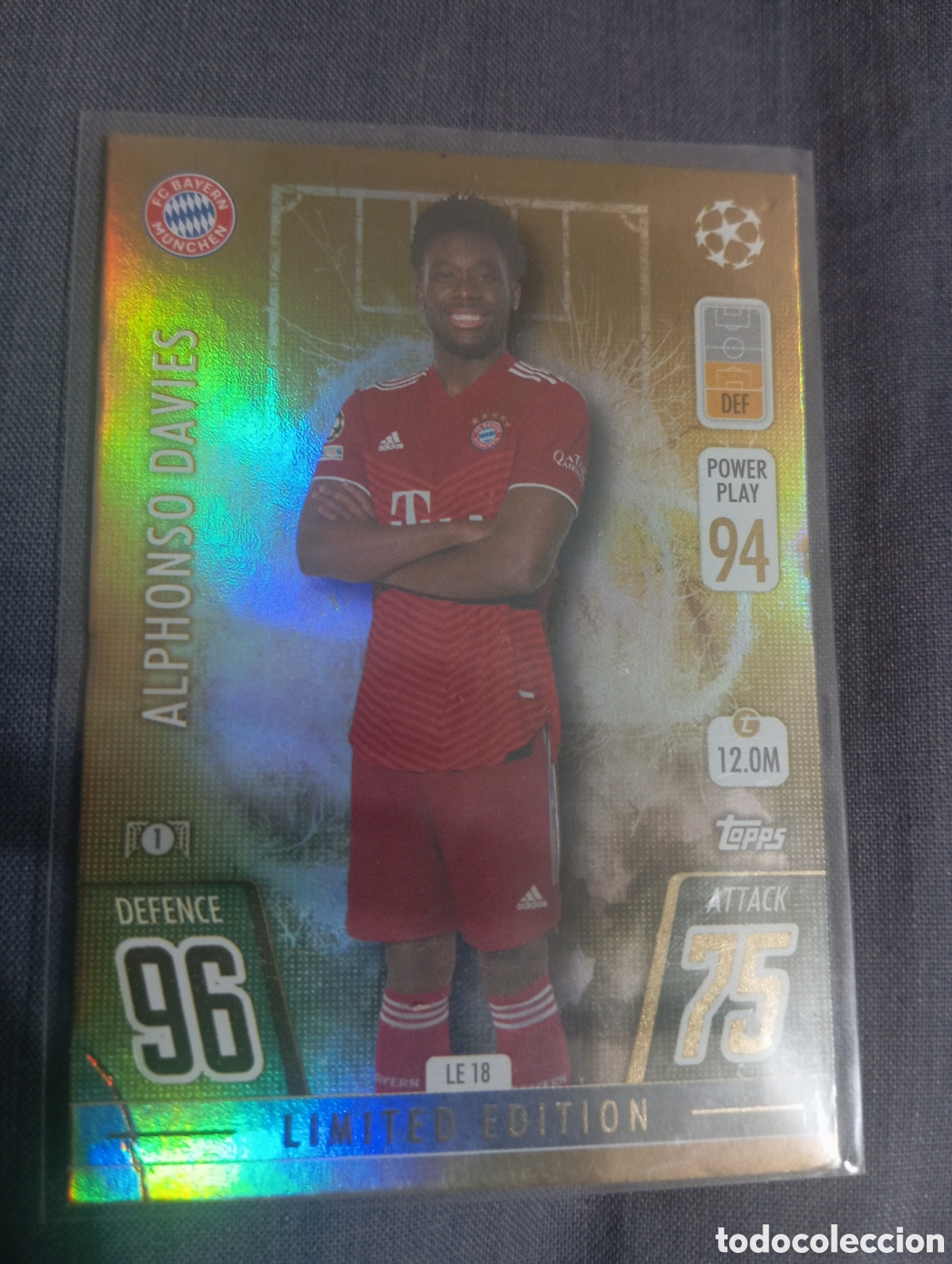 Trading cards: Alphonso Davies Bayern de Munich LIMITED EDITION LE 18 / MATCH ATTAX 2021/2022