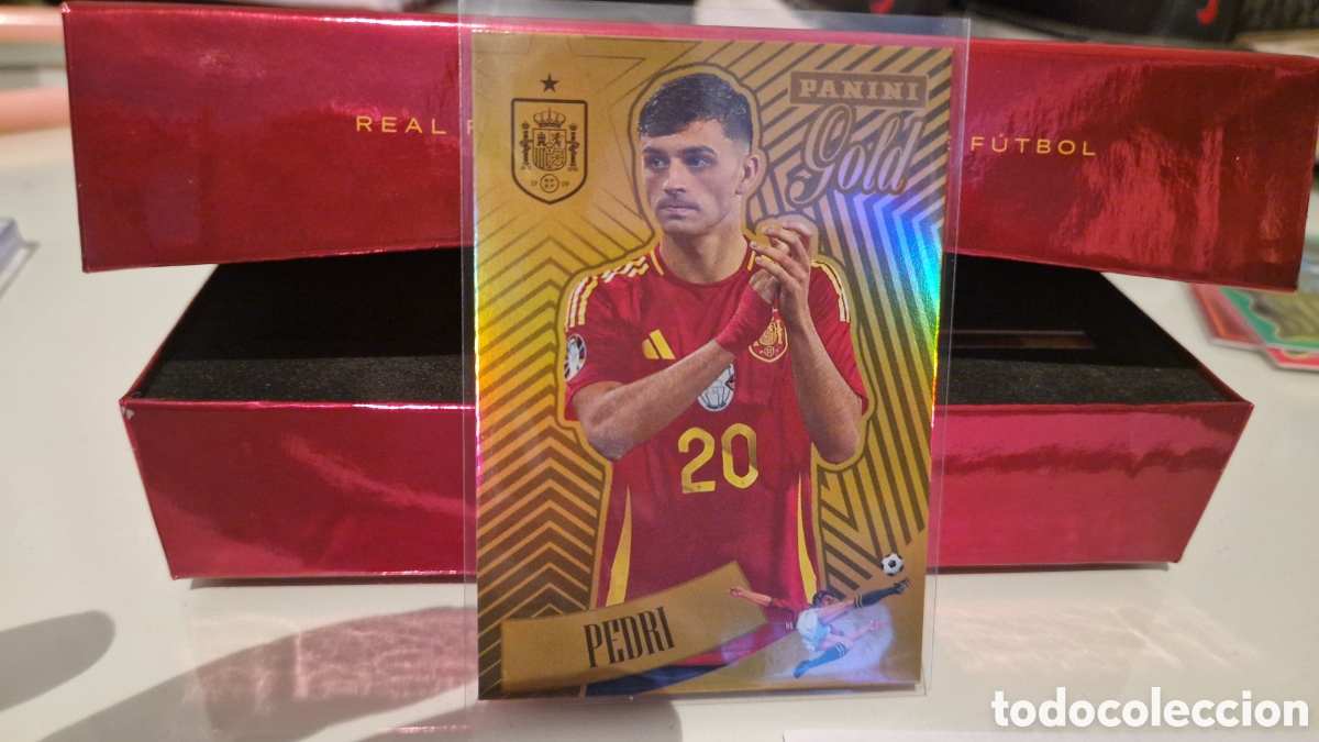 Trading cards: 88 PEDRI GOLD ORO - TRIBUTO SELECCION ESPA&Ntilde;OLA 2026 PANINI MUNDIAL