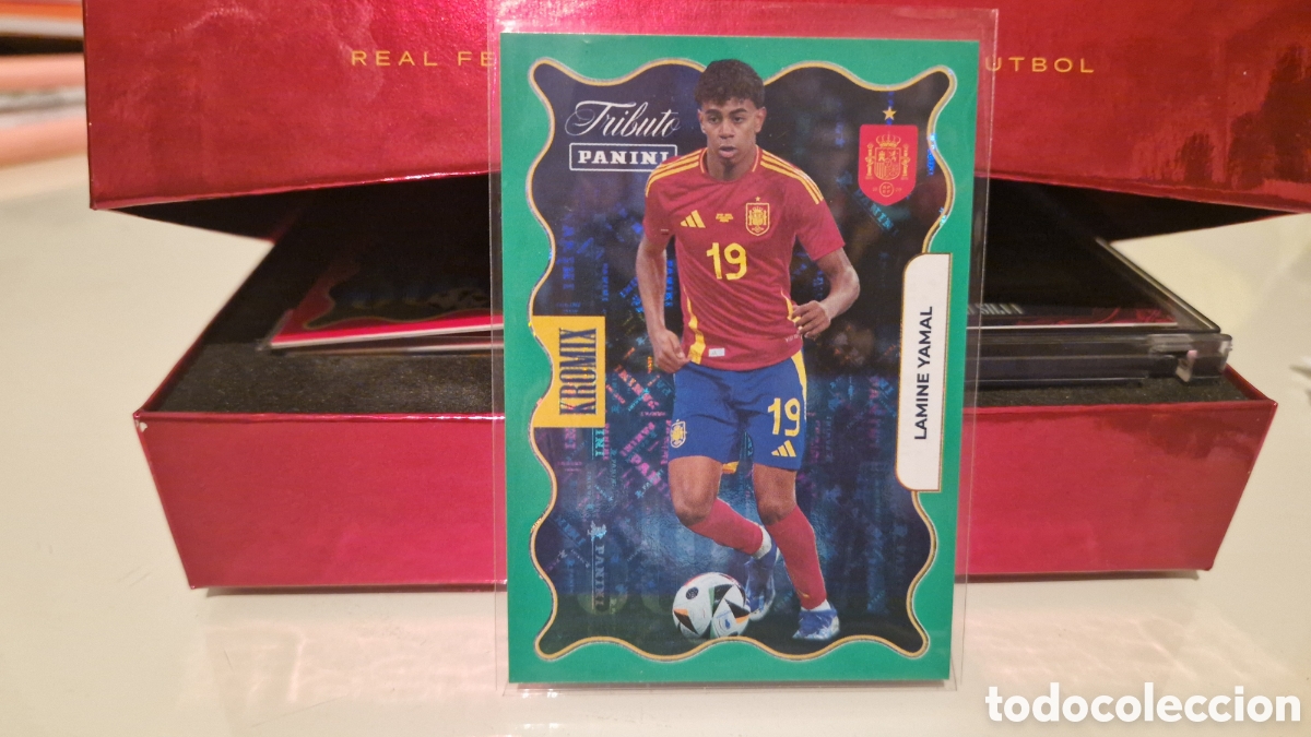 Trading cards: LAMINE YAMAL KROMIX VERDE GREEN- TRIBUTO SELECCION ESPA&Ntilde;OLA 2010 2026 MUNDIAL KV79