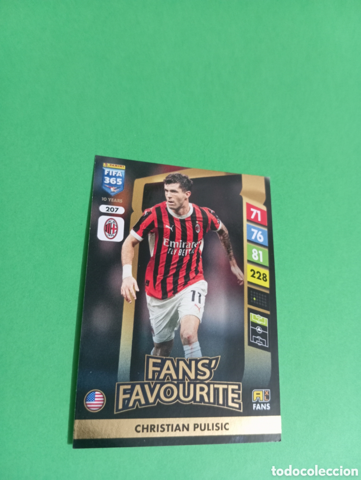 Trading cards: Christian Pulisic Mil&aacute;n FANS' FAVOURITE n&deg;207 / PANINI FIFA 365 ADRENALYN XL 2025