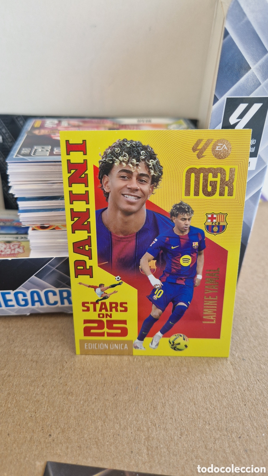 Trading cards: Lamine Yamal Panini Megacracks 2026/27 &ndash; Stars on 25 Edici&oacute;n &Uacute;nica (N&ordm; 449) &ndash; Especial 25 Aniv