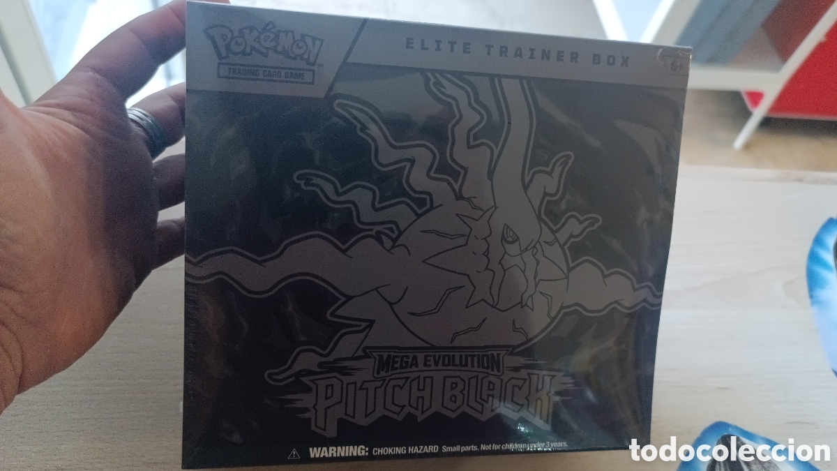 Trading cards: ETB PITCH BLACK POK&Eacute;MON EN INGLES SELLADO
