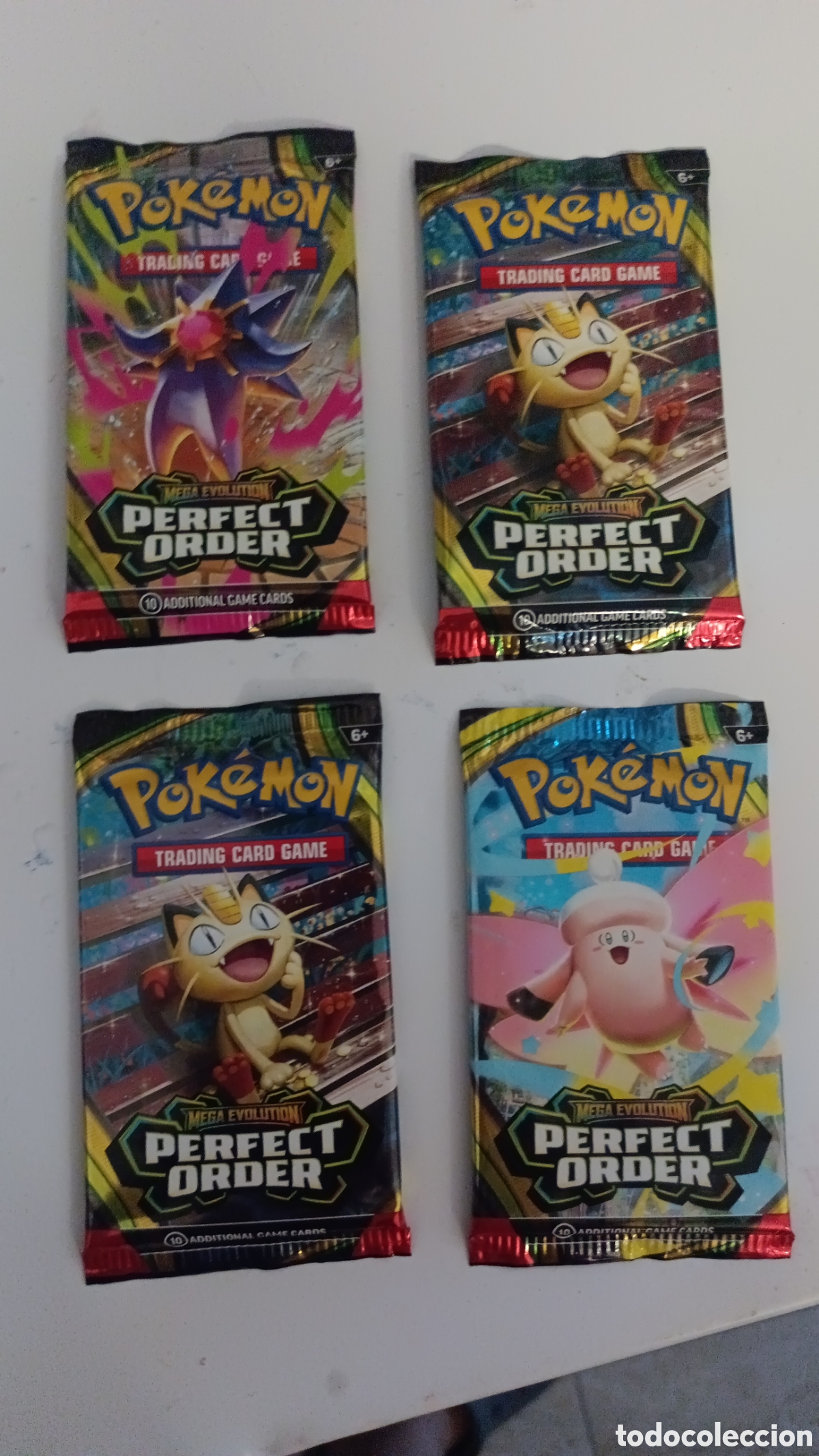 Trading cards: 4 sobres PERFECT ORDER INGLES