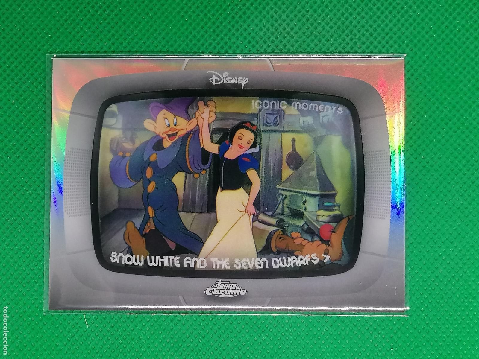 Trading cards: IM-4 ISN&acute;T THIS A SILLY SONG? BLANCANIEVES ICONIC MOMENTS ⚽ TOPPS CHROME DISNEY 2026 ⚽