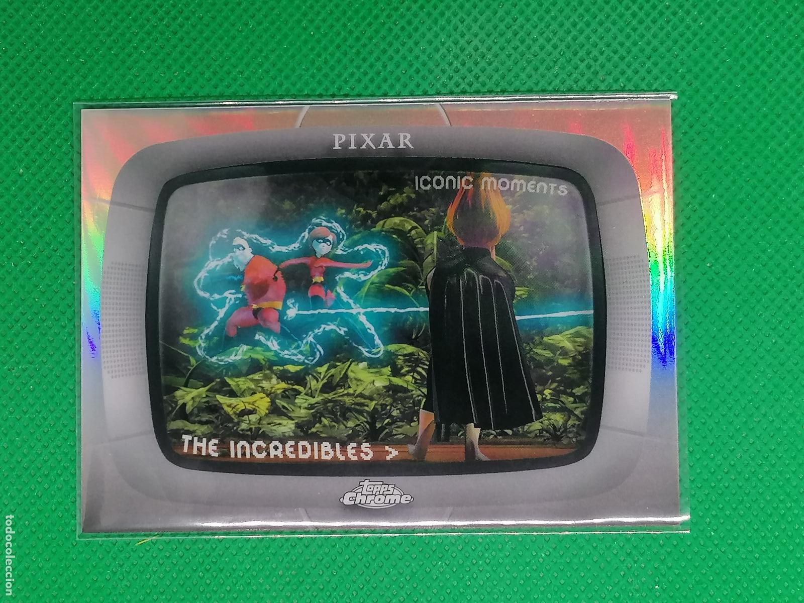 Trading cards: IM-3 ON SYNDROME&acute;S ISLAND THE INCREDIBLES ICONIC MOMENTS ⚽ TOPPS CHROME DISNEY 2026 ⚽