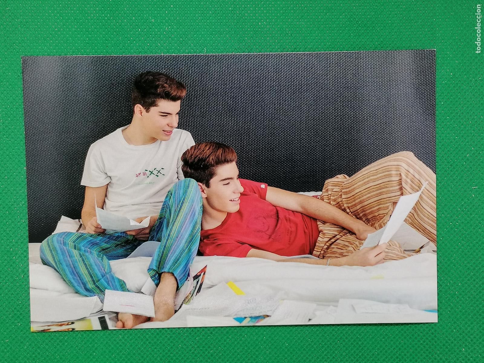 Trading cards: 67 GEMELIERS PHOTOCARD LAMINCARD POSTALCARD ⚽ PANINI PEP&acute;S MUSIC GROUP 15 2015 ⚽