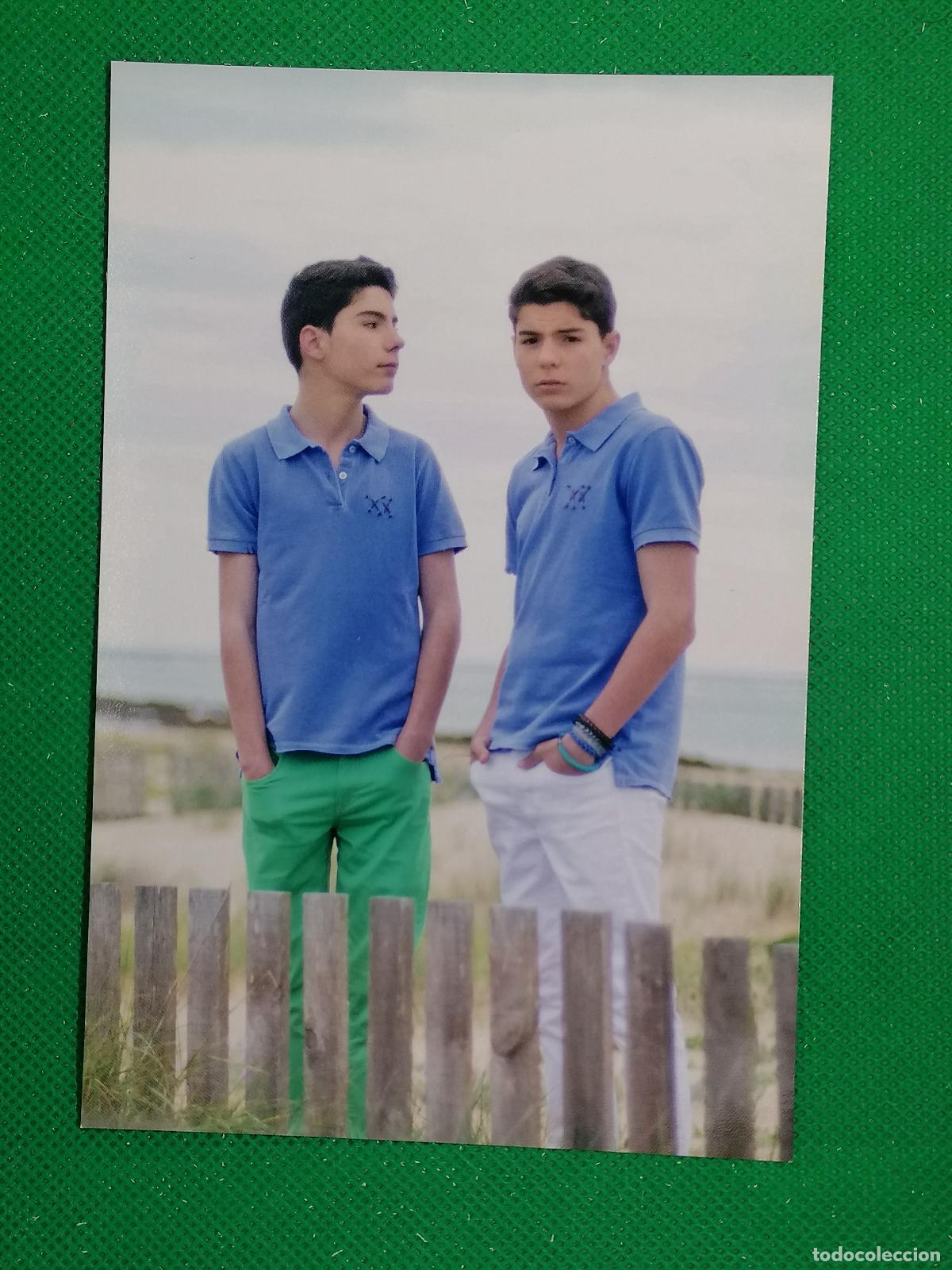 Trading cards: 15 GEMELIERS PHOTOCARD LAMINCARD POSTALCARD ⚽ PANINI PEP&acute;S MUSIC GROUP 15 2015 ⚽