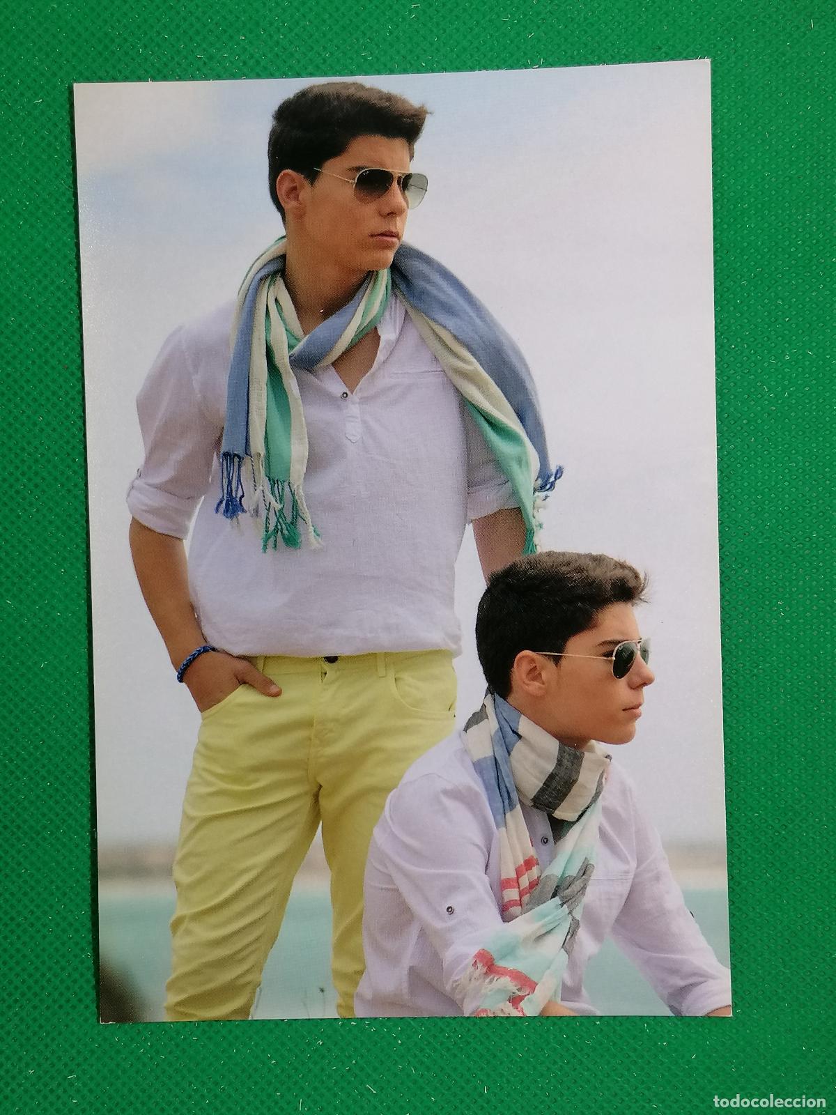 Trading cards: 9 GEMELIERS PHOTOCARD LAMINCARD POSTALCARD ⚽ PANINI PEP&acute;S MUSIC GROUP 15 2015 ⚽