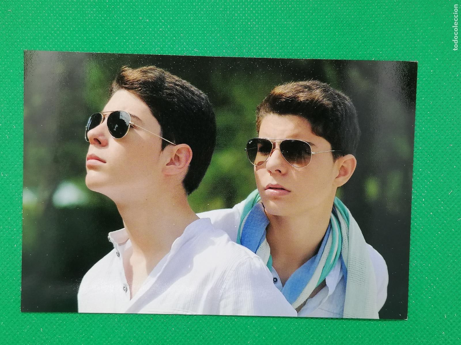 Trading cards: 7 GEMELIERS PHOTOCARD LAMINCARD POSTALCARD ⚽ PANINI PEP&acute;S MUSIC GROUP 15 2015 ⚽