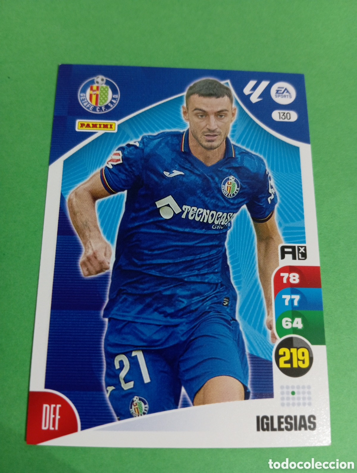 Trading cards: Iglesias Getafe n&deg;130 / PANINI ADRENALYN XL LA LIGA 2024/2025