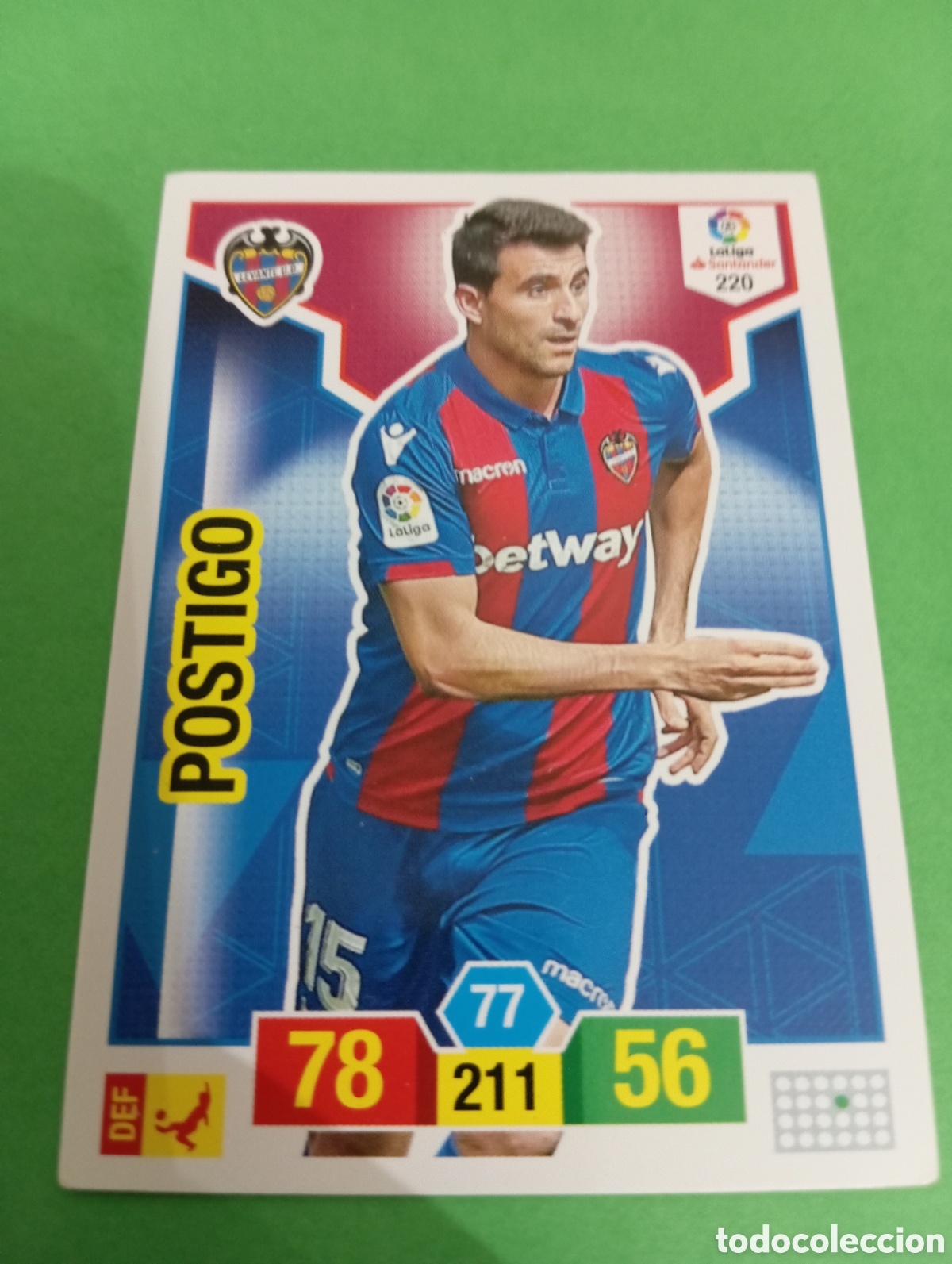 Trading cards: Postigo Levante n&deg;220 / PANINI ADRENALYN XL LA LIGA 2018/2019