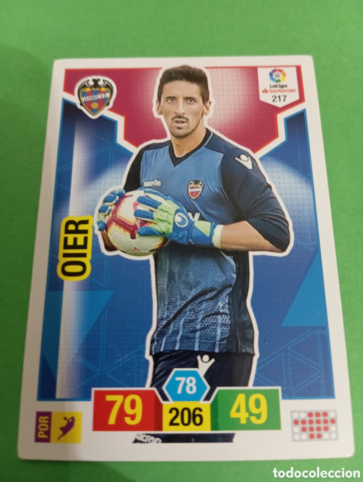 Trading cards: Oier Levante n&deg;217 / PANINI ADRENALYN XL LA LIGA 2018/2019