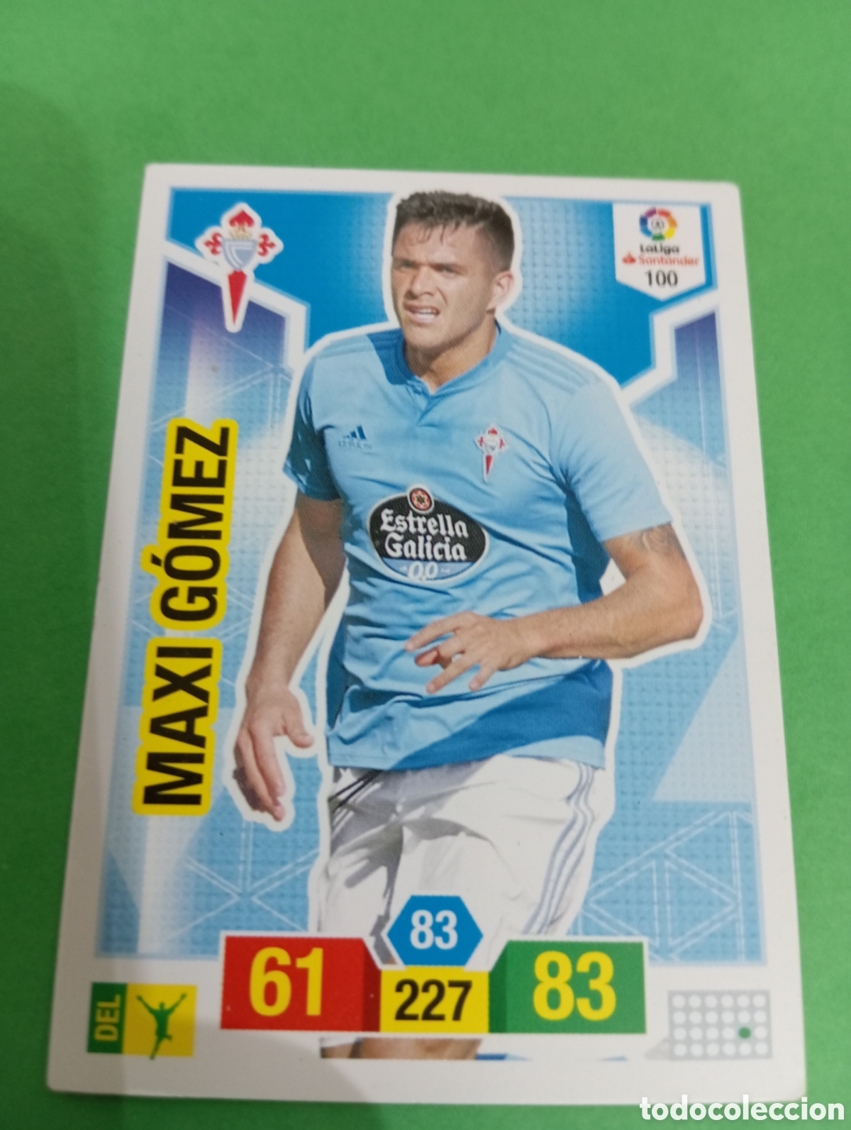 Trading cards: Maxi G&oacute;mez Celta de Vigo n&deg;100 / PANINI ADRENALYN XL LA LIGA 2018/2019
