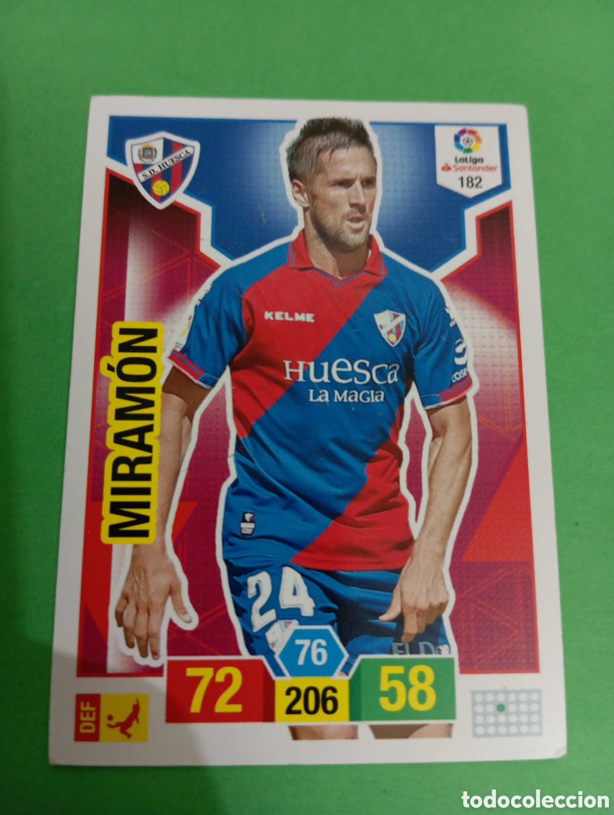 Trading cards: Miram&oacute;n Huesca n&deg;182 / PANINI ADRENALYN XL LA LIGA 2018/2019
