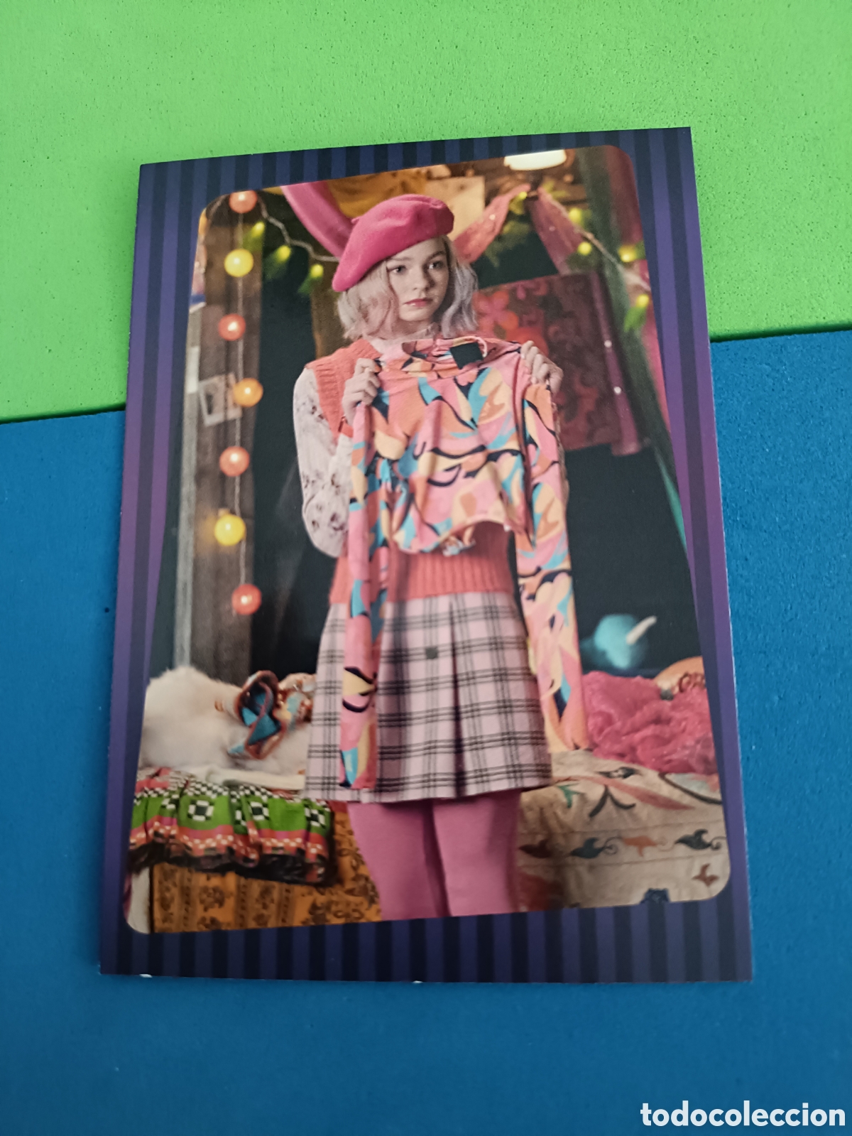 Trading cards: 12 - Panini Wednesday Mi&eacute;rcoles Mystery Trading cards