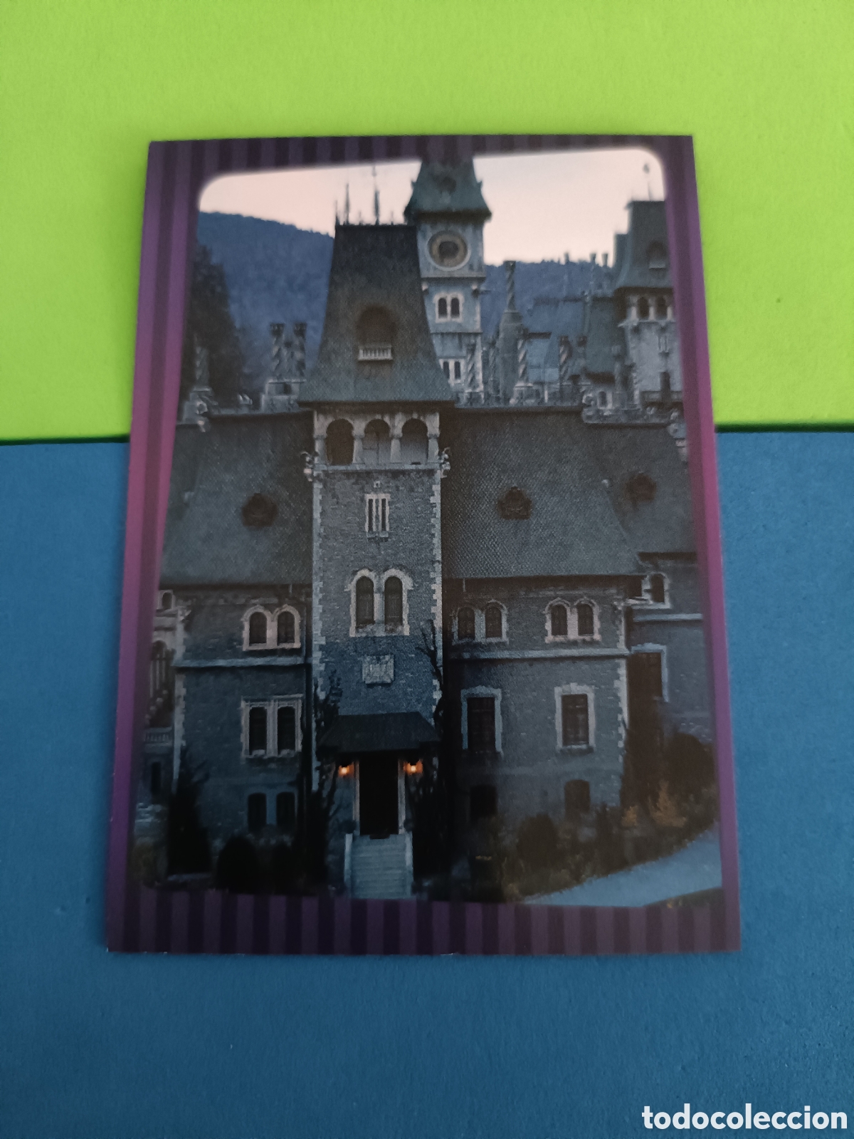 Trading cards: 11 - Panini Wednesday Mi&eacute;rcoles Mystery Trading cards
