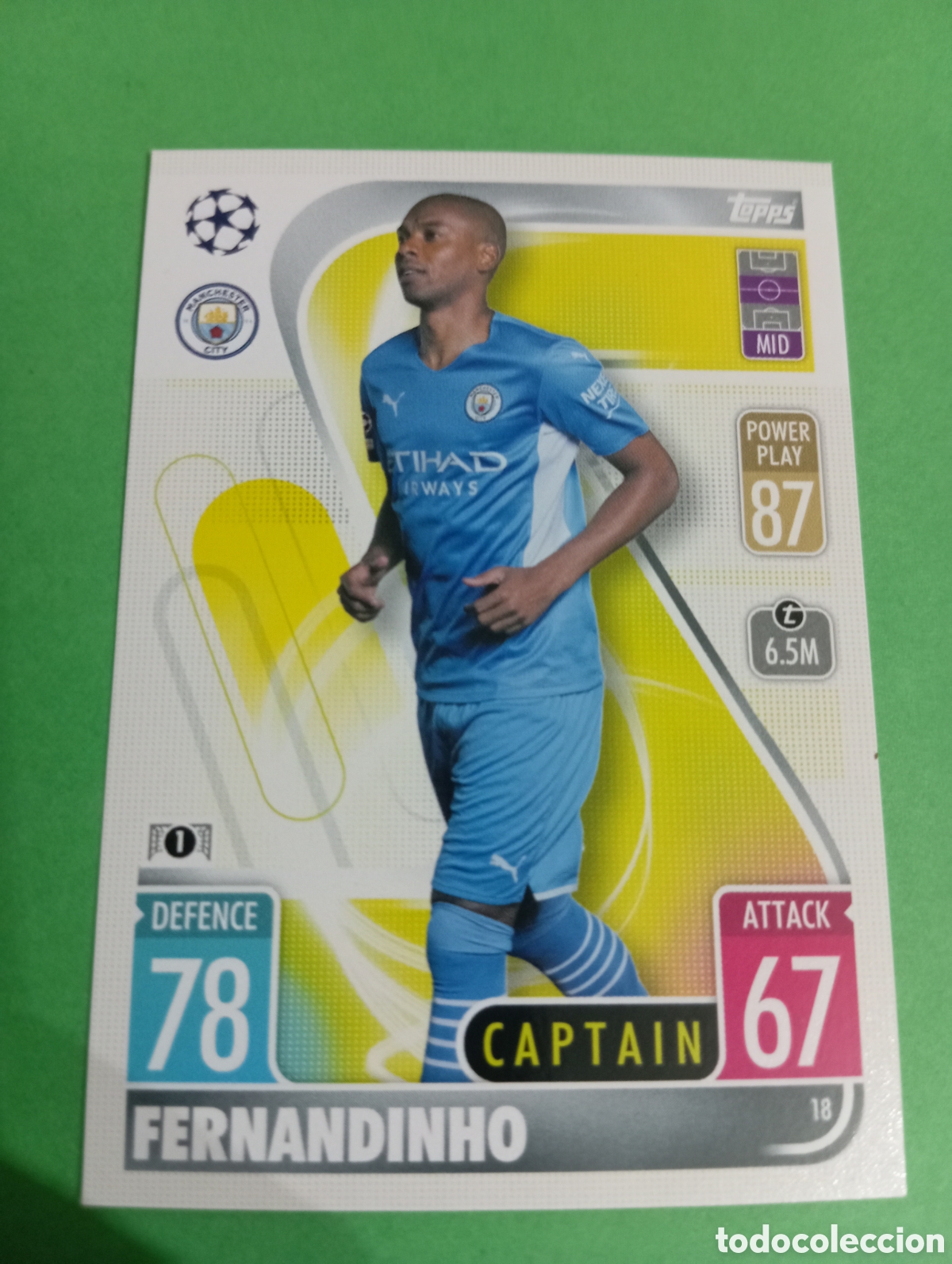 Trading cards: Fernandinho Manchester City n&deg;18 / TOPPS MATCH ATTAX 2021/2022