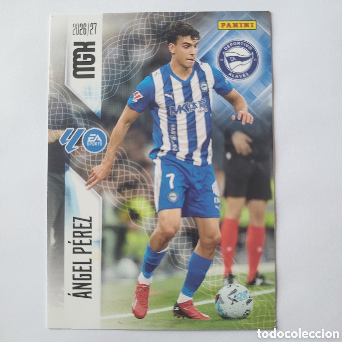 Trading cards: 33 Angel P&eacute;rez / Megacracks 2026