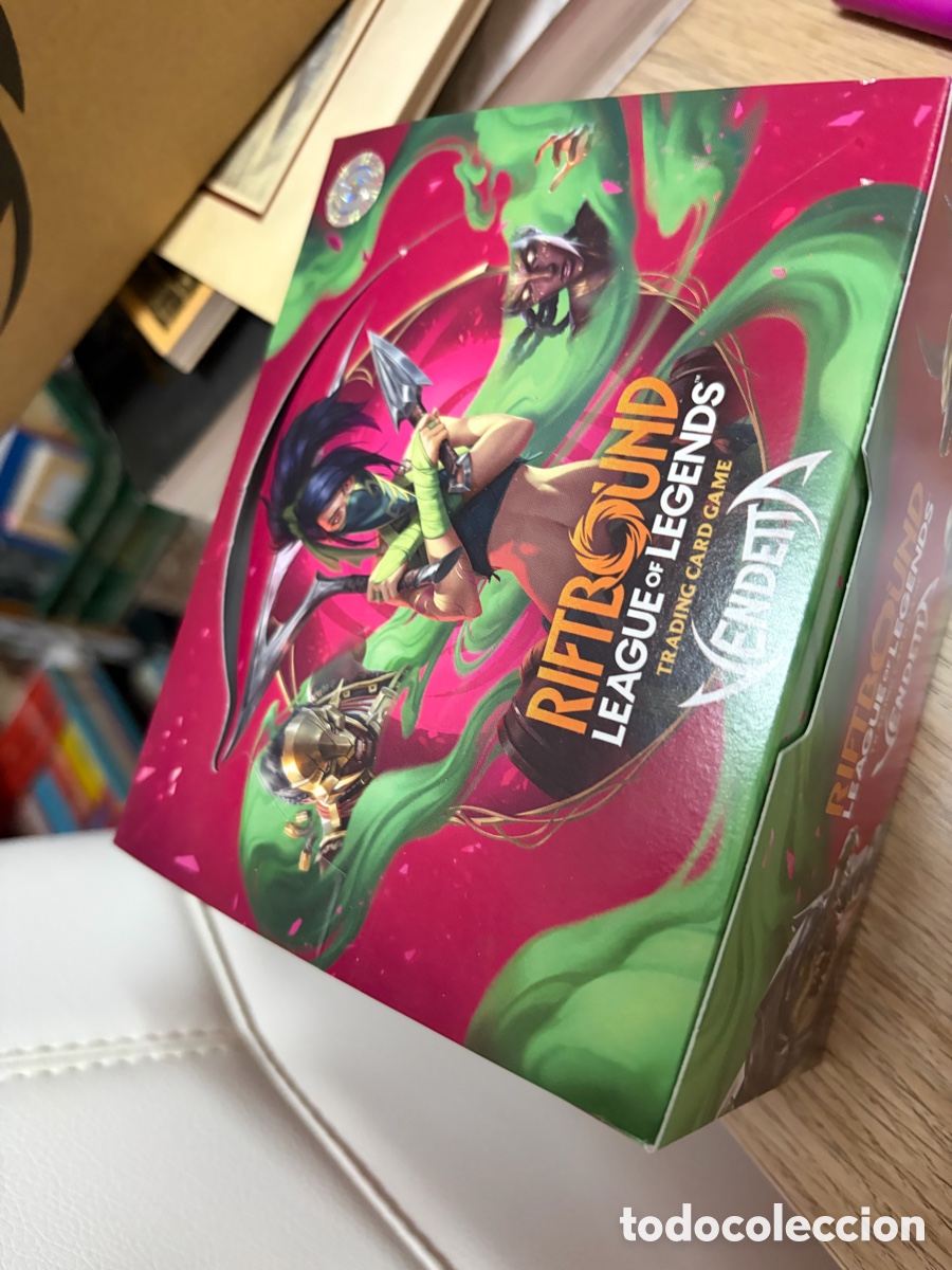 Trading cards: (E) riftbouns league legends caja con m&aacute;s de 200 cartas
