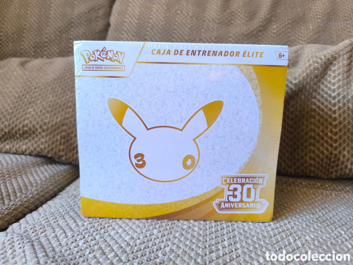 Trading cards: Pok&eacute;mon TCG - Elite Trainer Box (ETB) 30 Aniversario - Precintada (Edici&oacute;n Especial)