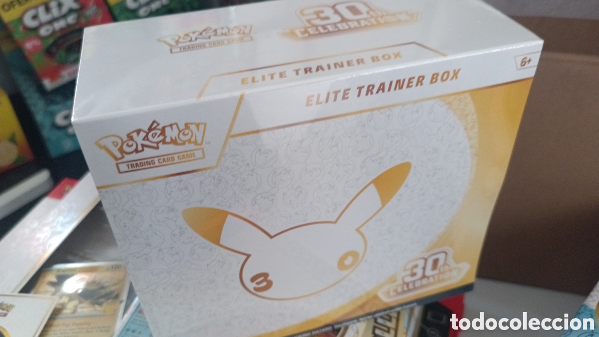 Trading cards: ETB 30 aniversario ingl&eacute;s