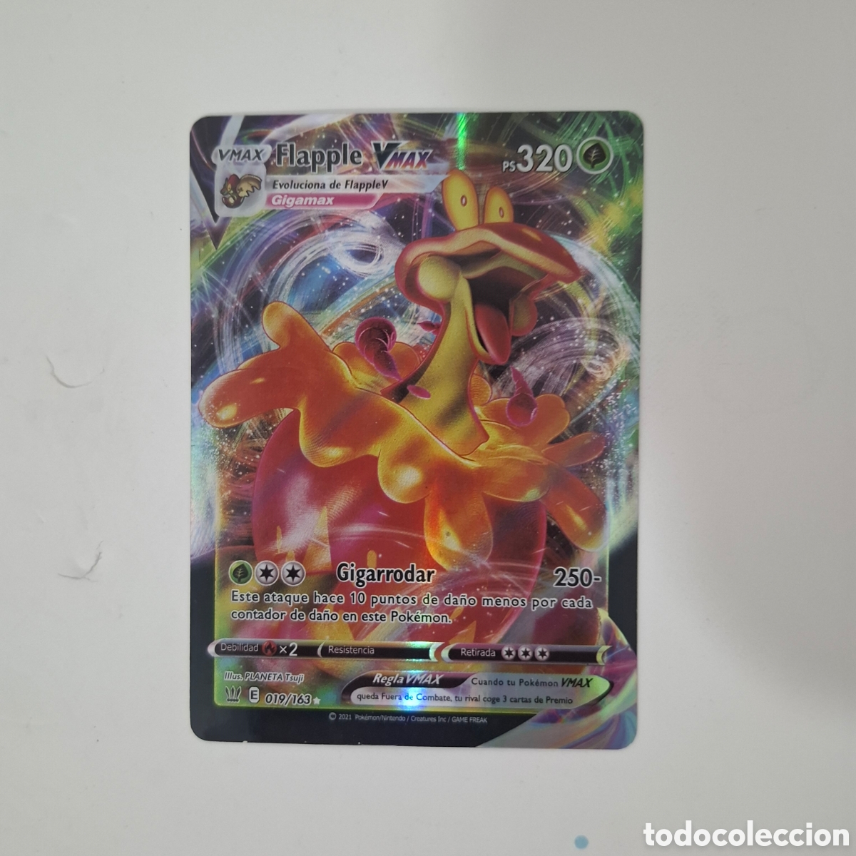 Trading cards: CARTA POKEMON CARD FLAPPLE VMAX