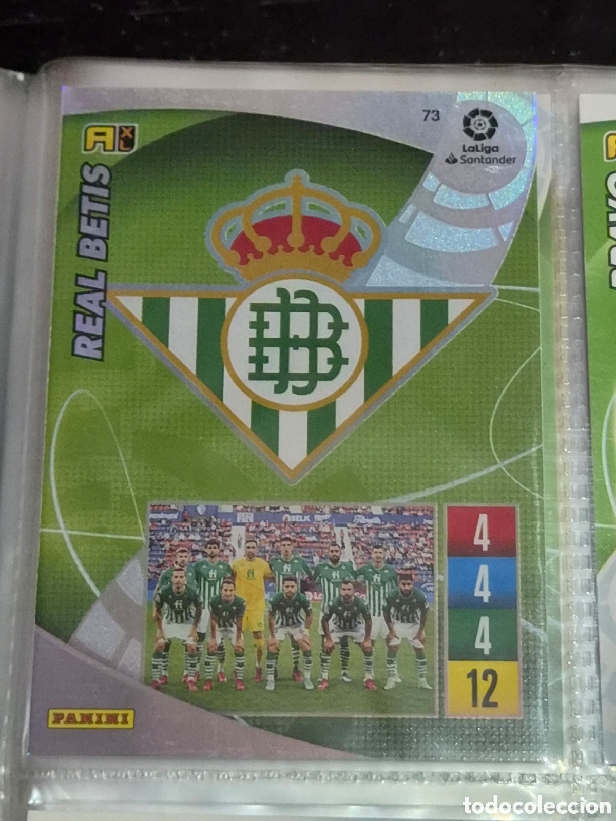 Trading cards: 73 - ESCUDO BETIS ADRENALYN 2021-2022