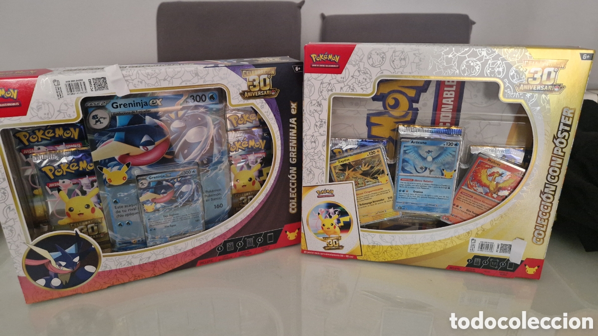 Trading cards: Lote Pok&eacute;mon 30 Aniversario Sellado: Poster Collection + Colecci&oacute;n Greninja EX