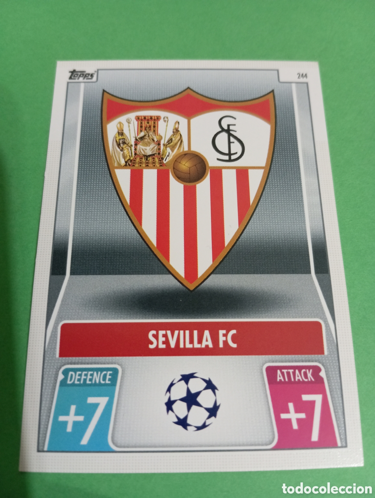 Trading cards: Escudo del Sevilla n&deg;244 / TOPPS MATCH ATTAX 2021/2022