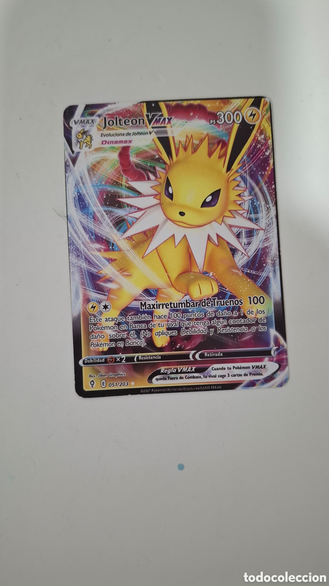 Trading cards: CARTA POKEMON CARD JOLTEON VMAX
