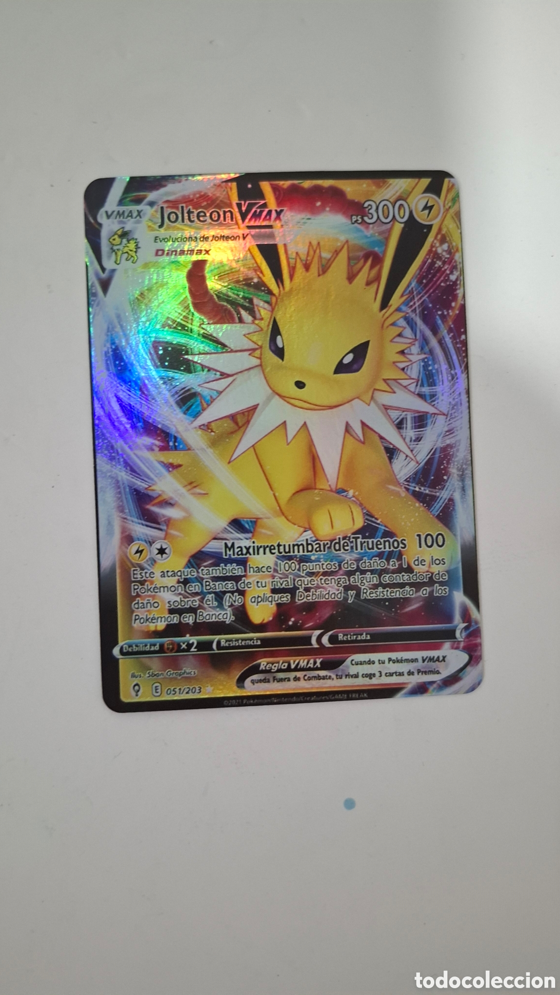 Trading cards: CARTA POKEMON CARD JOLTEON VMAX