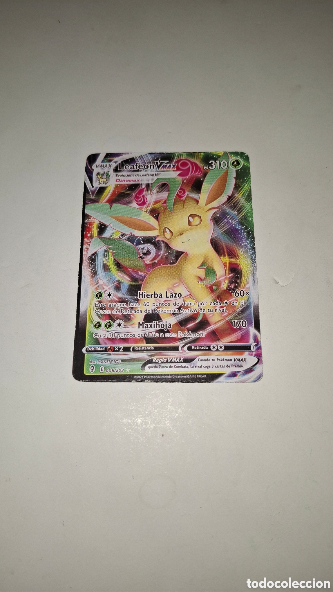 Trading cards: CARTA POKEMON CARD LEAFEON VMAX