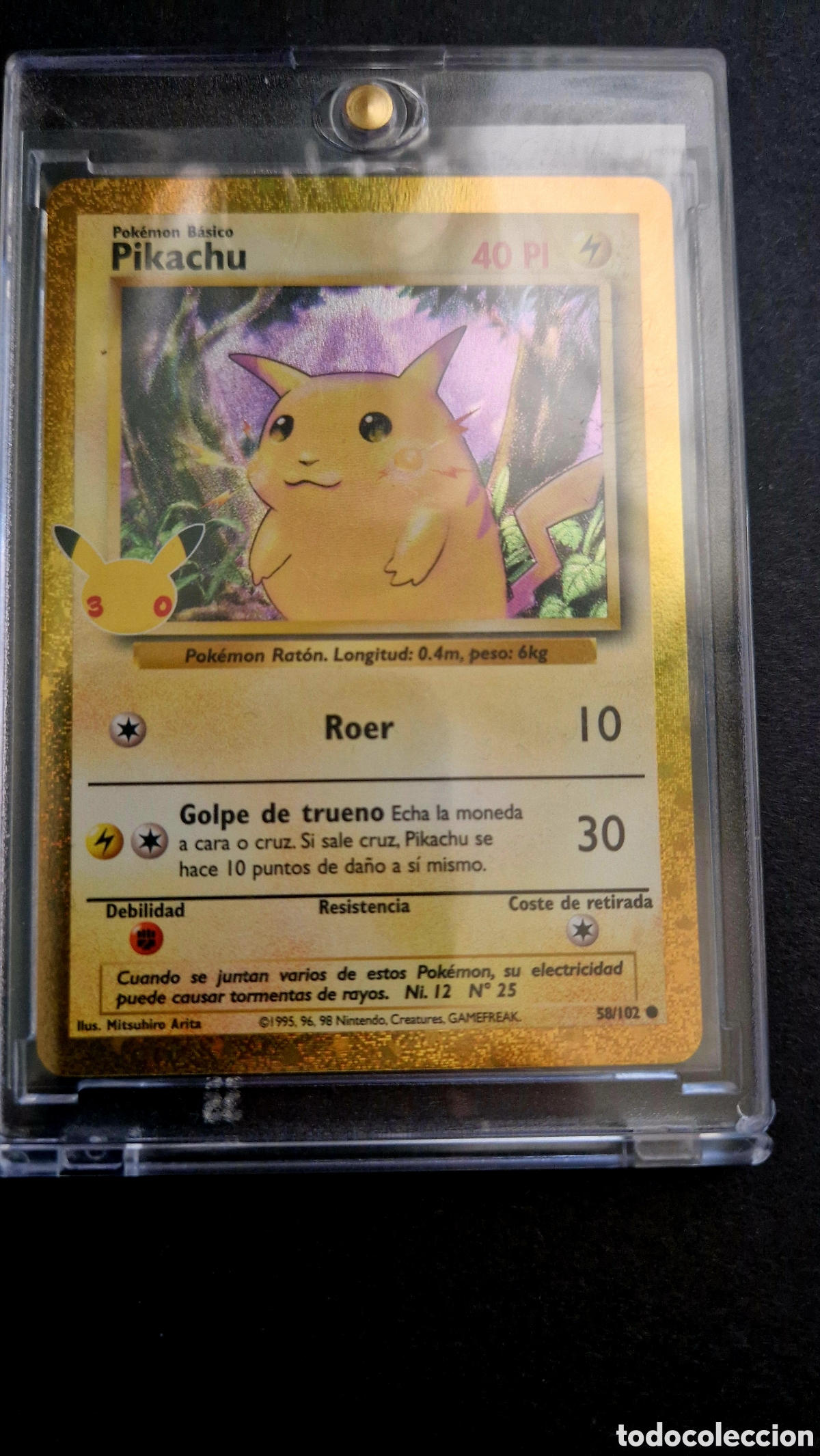 Trading cards: Carta Pok&eacute;mon Pikachu 58/102, 30 Aniversario- Base Set Espa&ntilde;ol Original)