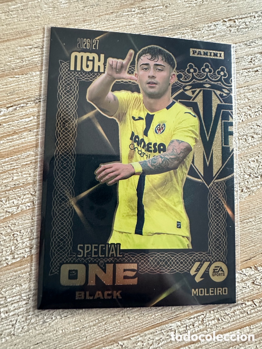 Sammelkarten: MOLEIRO VILLARREAL SPECIAL ONE BLACK MEGACRACKS 2026/27 26-27 26 27 MGK PANINI