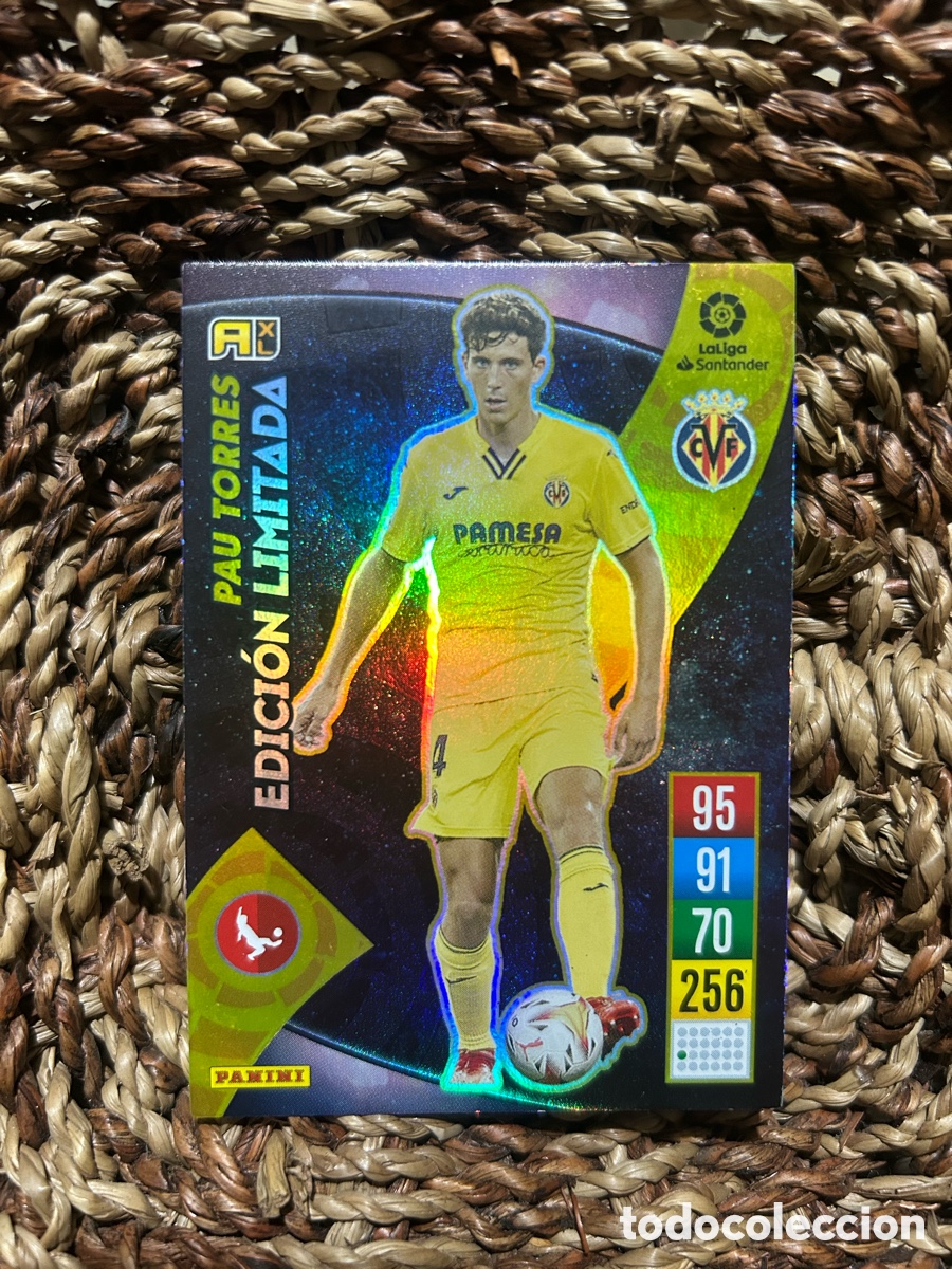 Trading cards: Pau Torres - Adrenalyn 2021-22