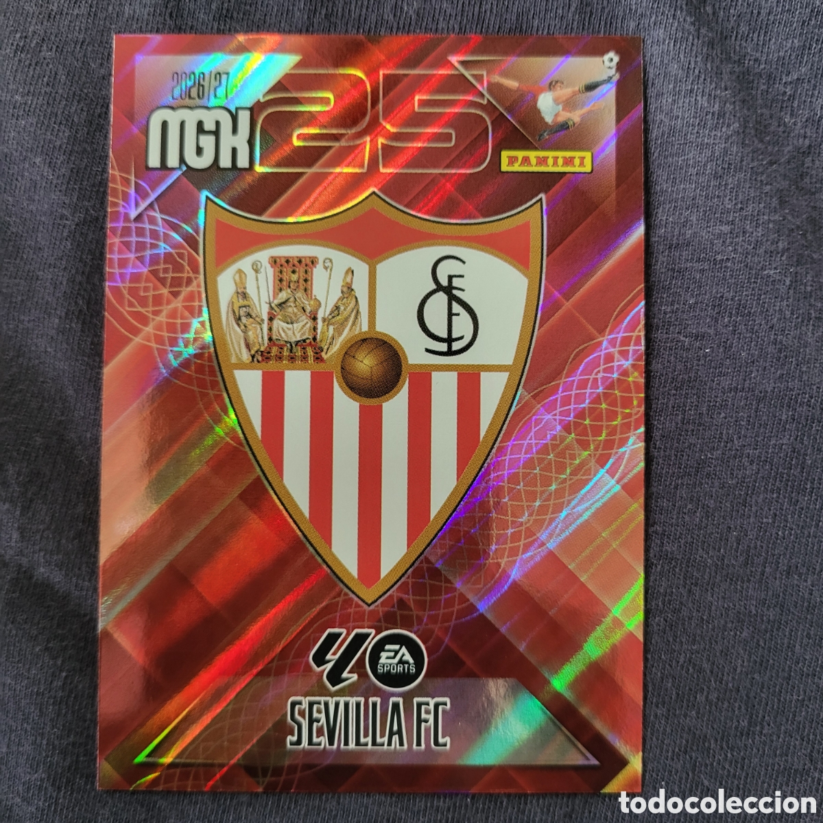 Sammelkarten: 325 Sevilla CF [Escudo] / Megacracks 2026