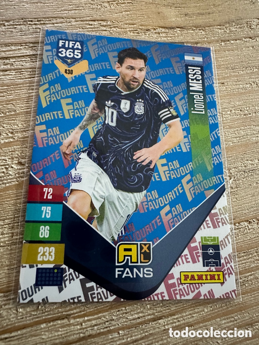 Trading cards: LIONEL MESSI ARGENTINA 430 FAN FAVOURITE PARALLEL BLUE AZUL FIFA 365 2027 PANINI ADRENALYN XL
