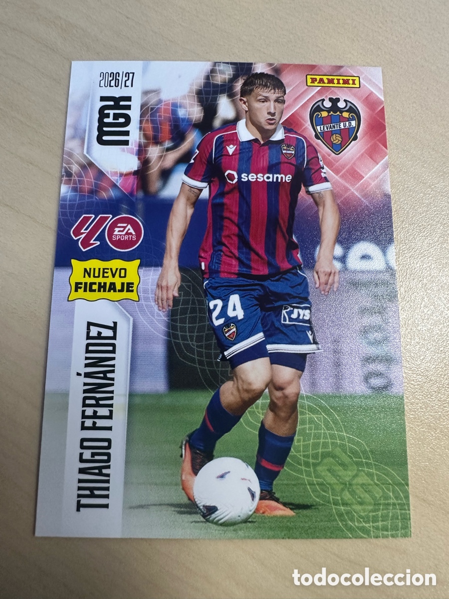 Trading cards: THIAGO FERNANDEZ LEVANTE NUEVO FICHAJE 503 3&ordf; EDICI&Oacute;N MEGACRACKS 2026/27 26-27 26 27 MGK PANINI