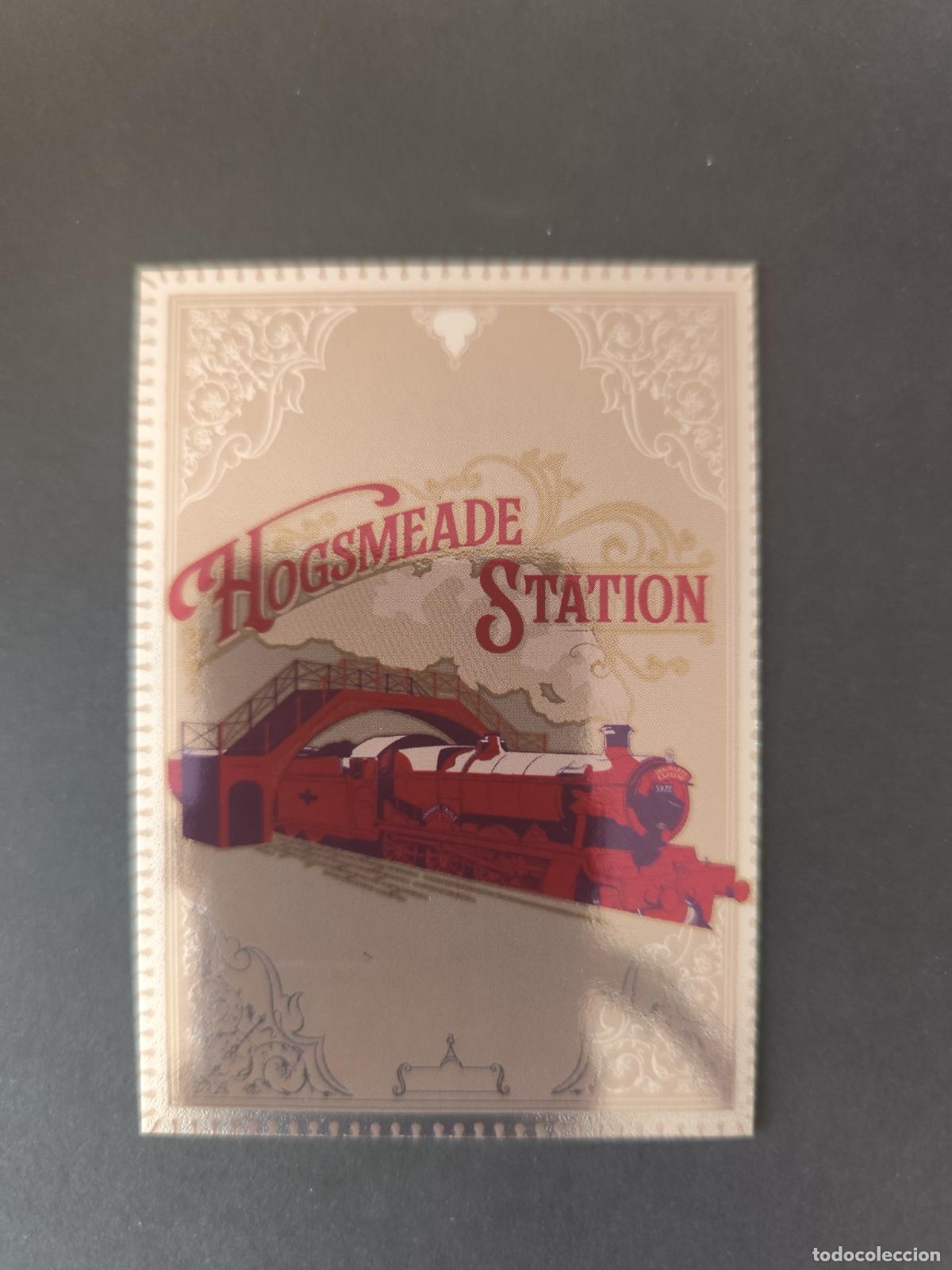Trading cards: CARD 18 HOGSMEADE STATION GREETINGS FOIL BRILLO HARRY POTTER ALWAYS 2026 PANINI